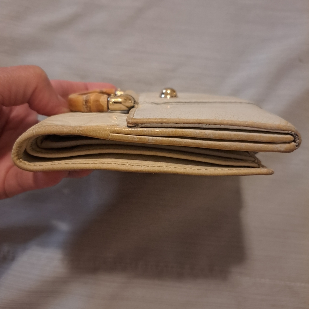 Gucci ivory white bamboo D-ring bifold wallet - Picture 10 of 14